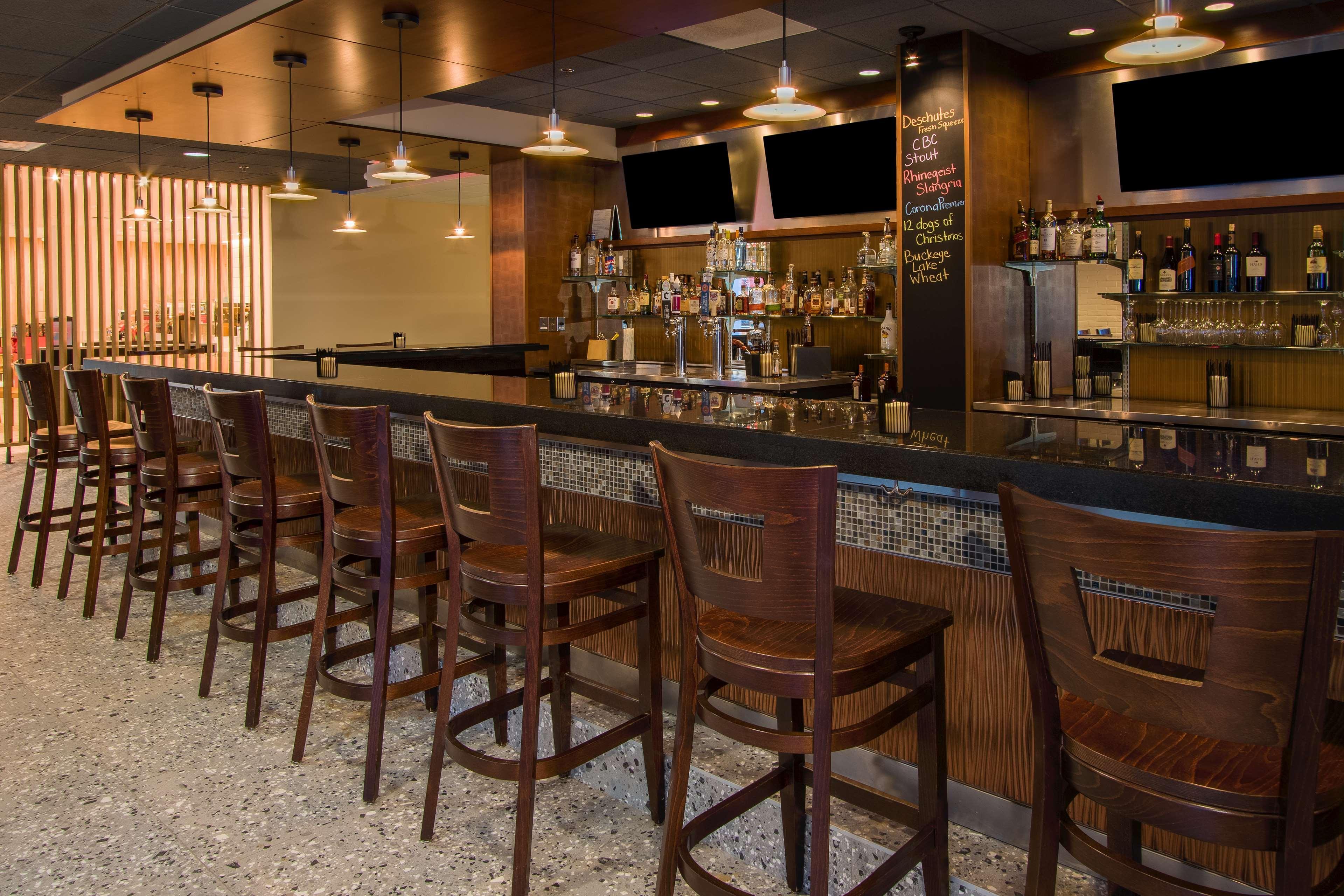 Doubletree By Hilton Newark Exterior foto