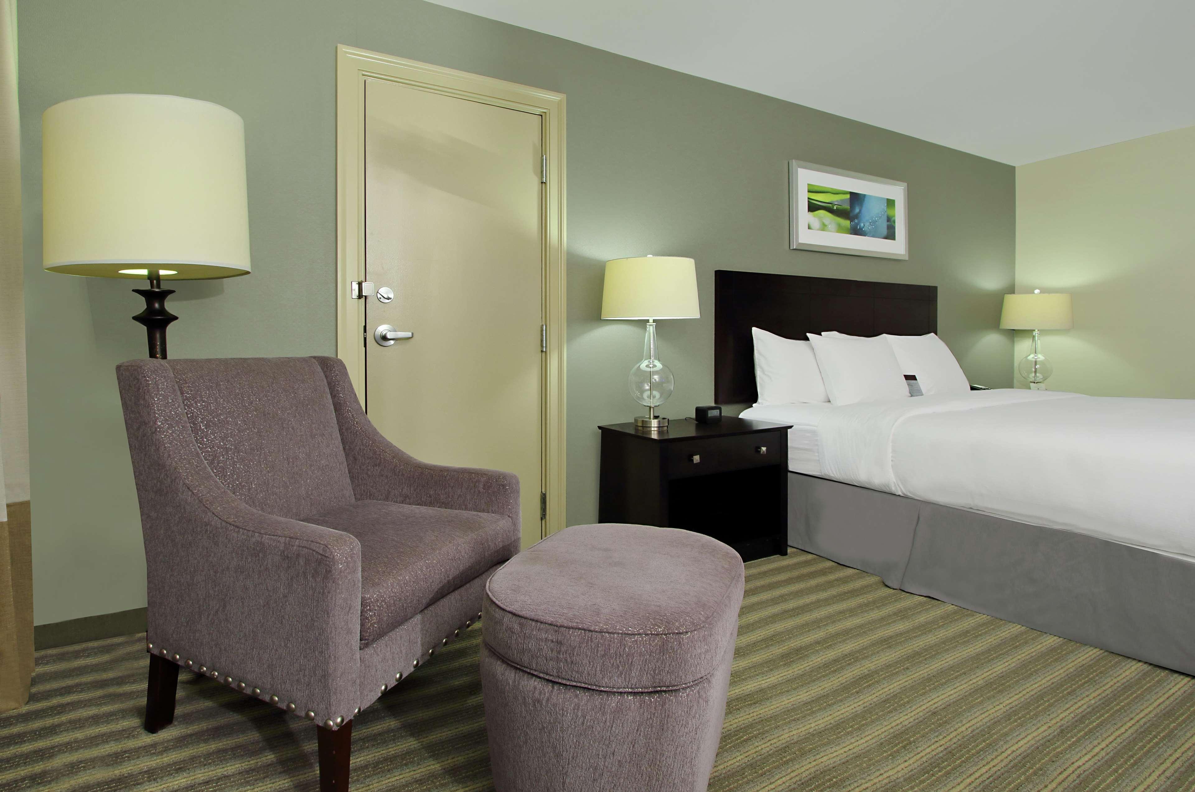Doubletree By Hilton Newark Exterior foto